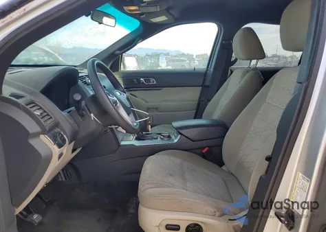 2011 Ford Explorer z USA, uszkodzony, nr VIN 1FMHK8B8XBGA73848